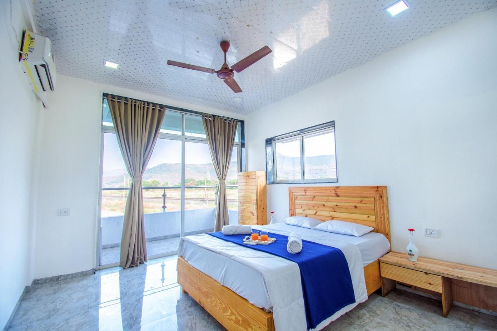 Empyrean Stay Ll 6Bhk Ll Royal Bramha Palace Ll Pvt Pool Ll 로나발라 외부 사진