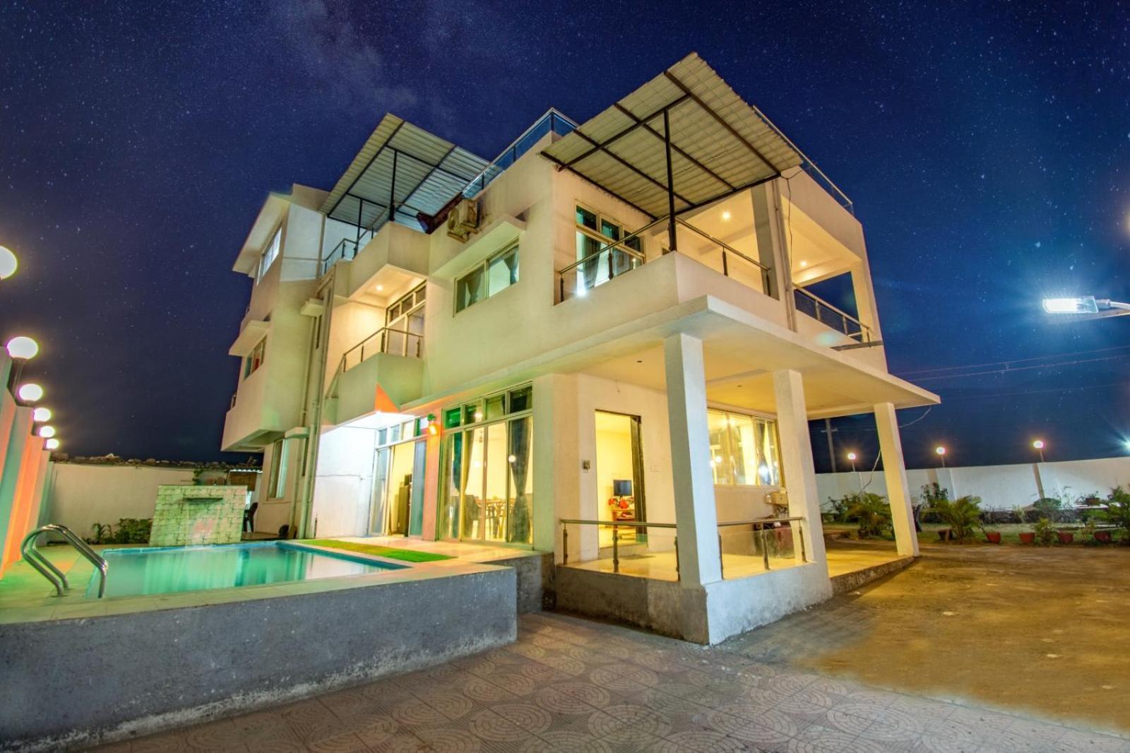Empyrean Stay Ll 6Bhk Ll Royal Bramha Palace Ll Pvt Pool Ll 로나발라 외부 사진